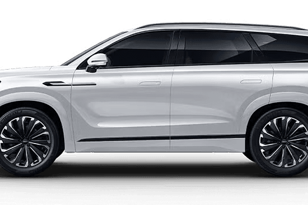 2025 OMODA JAECOO J8