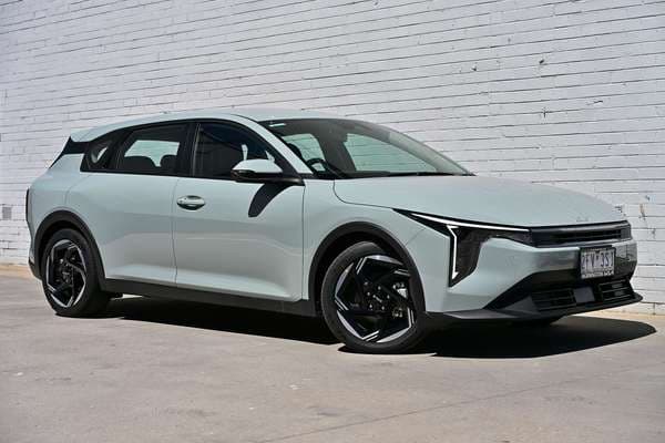 2025 Kia K4