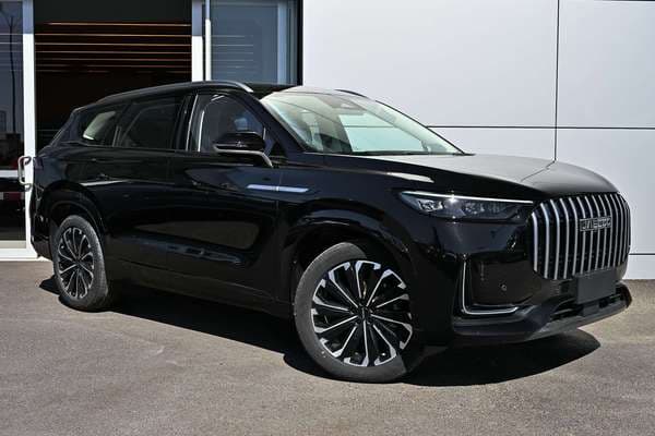 2025 OMODA JAECOO J8